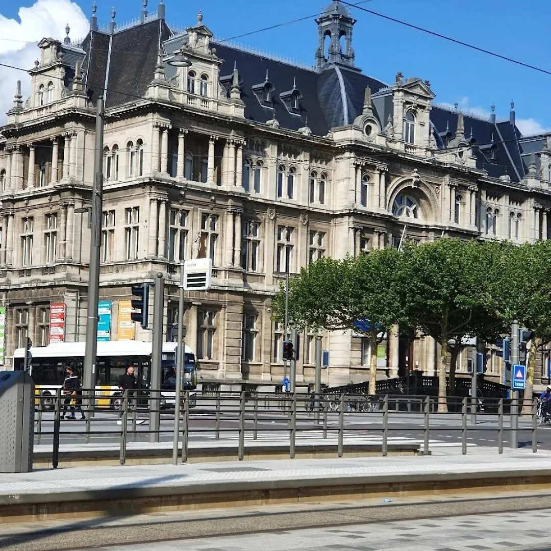 Homestay Room For Rent In Antwerpen